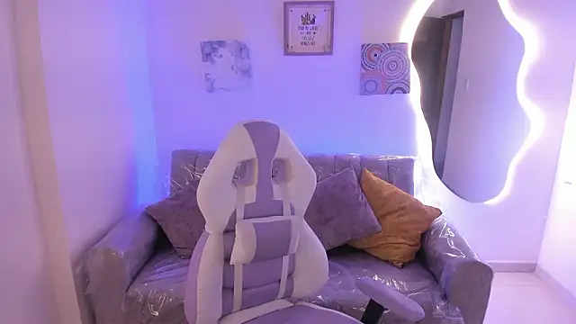 Afrodita rouss online show from February 2026 08:18:01 PM