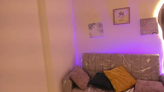 Afrodita rouss online show from February 2026 08:09:02 PM