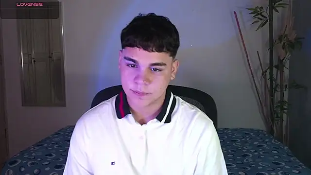 eithan jonnes online show from February 2026 07:58:02 PM