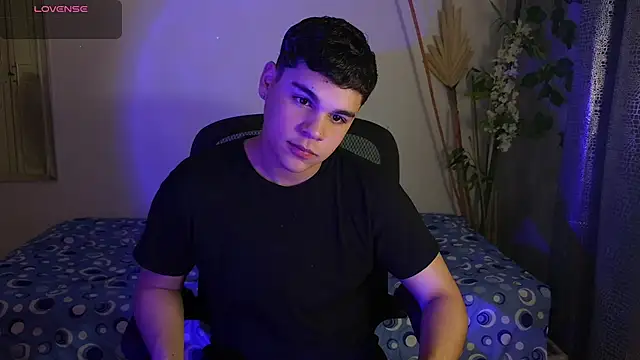 eithan jonnes online show from March 2026 08:36:02 PM