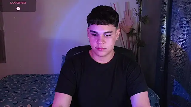 eithan jonnes online show from March 2026 08:53:01 PM