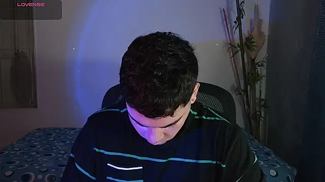 eithan jonnes online show from February 2026 08:19:02 PM