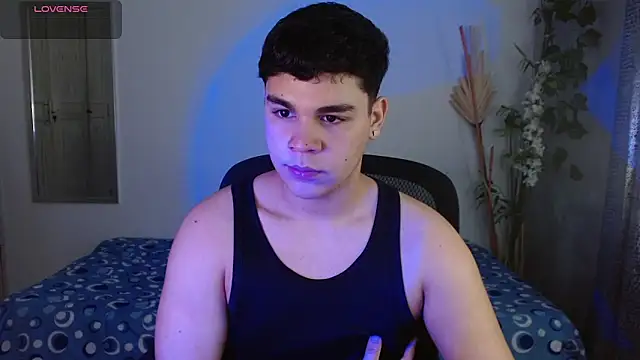 eithan jonnes online show from March 2026 08:37:01 PM