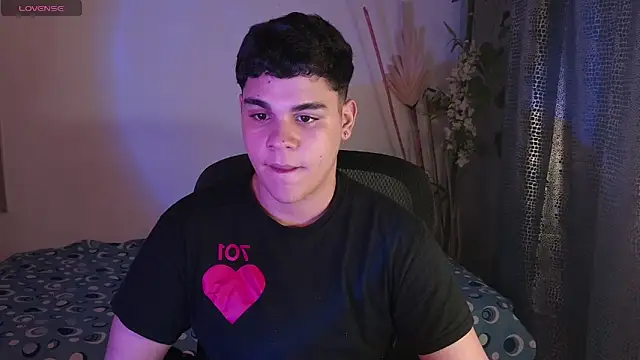 eithan jonnes online show from March 2026 09:33:01 PM