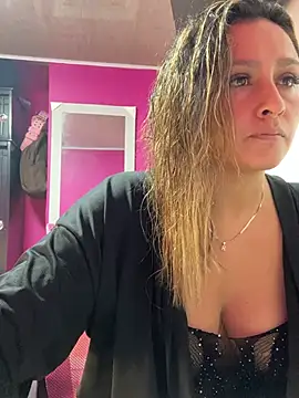 alana  070 online show from April 2026 01:00:01 AM