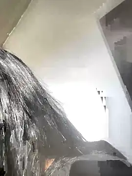 Lucy strong1 online show from February 2026 01:07:01 PM