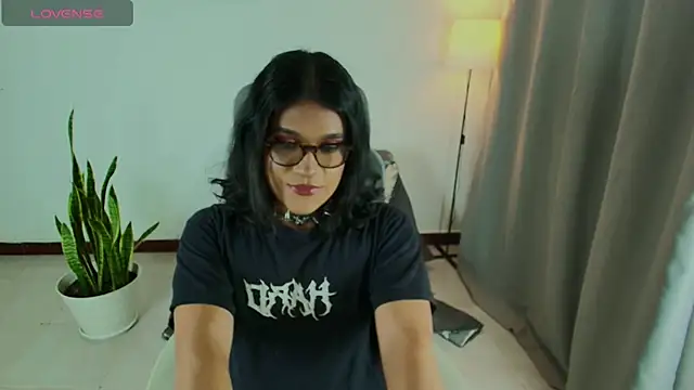 succubus Vitta online show from April 2026 11:22:02 PM