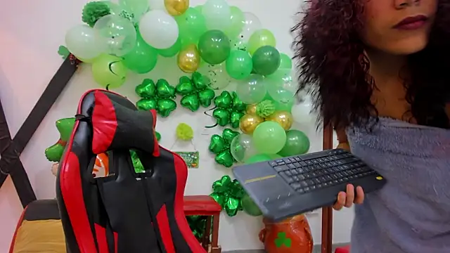 Ruby RedMoon2 online show from March 2026 08:44:02 PM