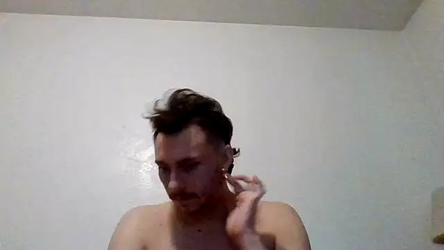 Snapshot of Tallhungandcloudy chatting on March 2026 04:57:02 AM Tallhungandcloudy online show from March 2026 04:57:02 AM