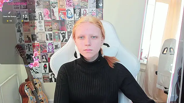 NikolFlostt online show from April 2026 12:59:02 AM