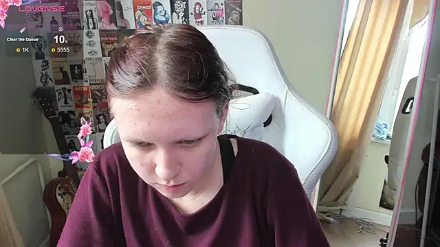 NikolFlostt online show from April 2026 01:02:02 AM