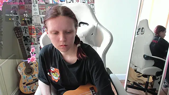 NikolFlostt online show from April 2026 01:07:01 AM