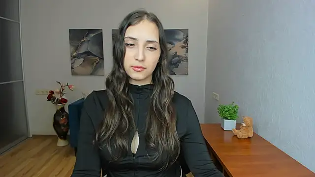 Effy Royse online show from May 2026 05:42:01 PM