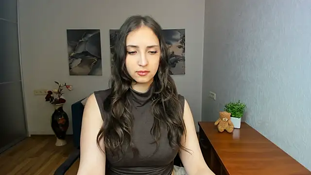 Effy Royse online show from May 2026 05:39:02 PM