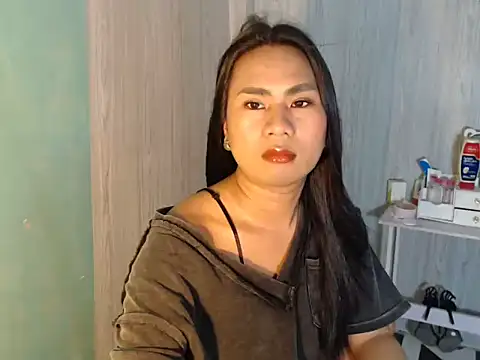 mauie69 online show from May 2026 12:19:02 AM
