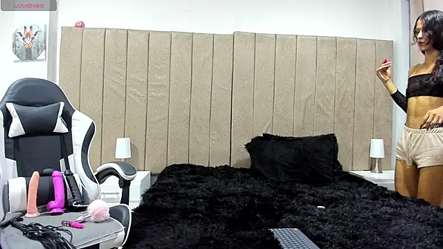 valery slim18 online show from March 2026 11:45:01 PM