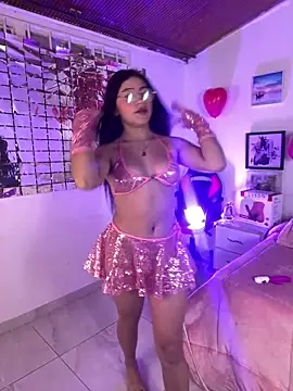 Snapshot of CristalFun chatting on February 2026 11:57:01 PM CristalFun online show from February 2026 11:57:01 PM