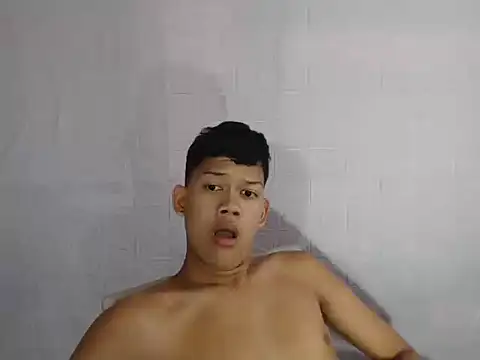 UrAsian Turjak online show from April 2026 12:12:02 AM