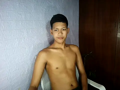 UrAsian Turjak online show from February 2026 07:08:02 AM