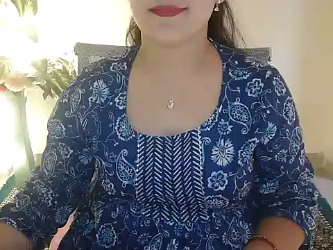  chitranshi online show from April 2026 05:03:01 AM