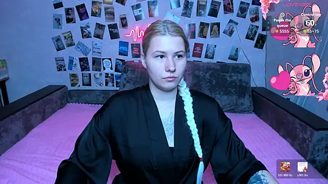 x Ulya1cutex online show from April 2026 05:19:01 PM