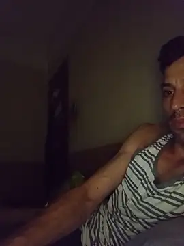 Snapshot of segnini21 chatting on June 2026 05:29:02 AM segnini21 online show from June 2026 05:29:02 AM