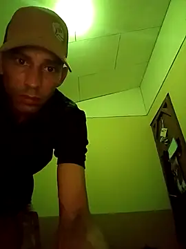 Snapshot of segnini21 chatting on May 2026 03:57:01 AM segnini21 online show from May 2026 03:57:01 AM