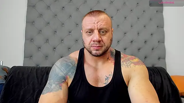 Snapshot of Samson_Legend chatting on December 2025 10:32:02 AM Samson Legend online show from December 2025 10:32:02 AM