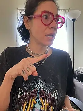 JeanneDuval8888 online show from April 2026 10:44:01 PM