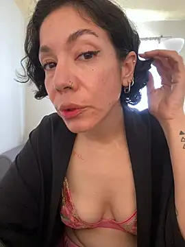 JeanneDuval8888 online show from April 2026 10:49:02 PM