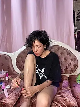 JeanneDuval8888 online show from February 2026 12:45:01 AM