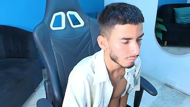 Snapshot of Noah-JONES chatting on February 2026 03:18:02 AM Noah-JONES online show from February 2026 03:18:02 AM