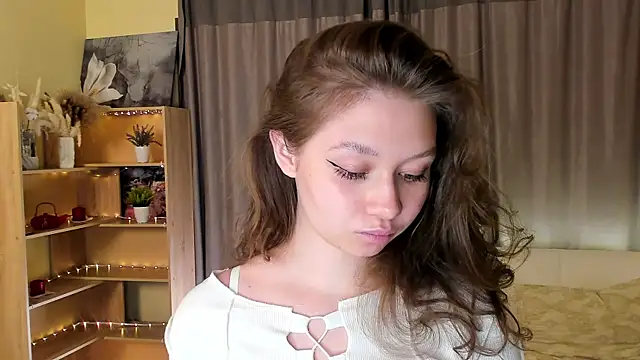 Snapshot of HolliBillig chatting on April 2026 07:04:02 PM HolliBillig online show from April 2026 07:04:02 PM