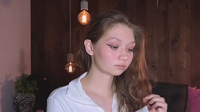 HolliBillig online show from February 2026 07:04:01 PM