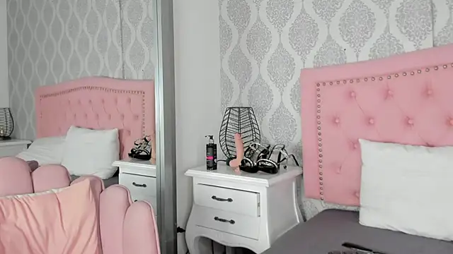 Snapshot of luciana_lopez_7 chatting on March 2026 03:40:01 AM luciana lopez 7 online show from March 2026 03:40:01 AM