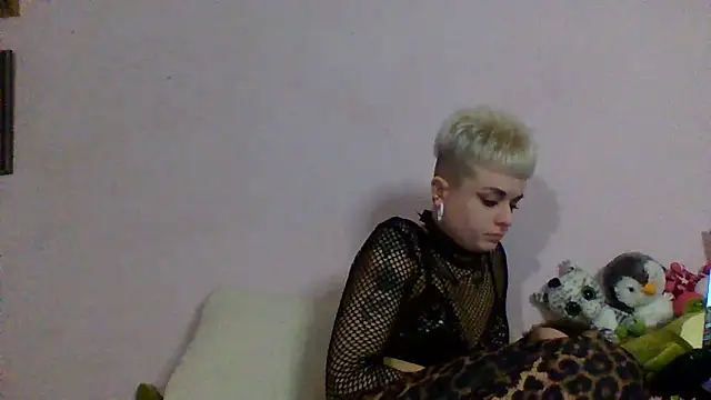 AlisaDear257 online show from April 2026 07:30:01 PM