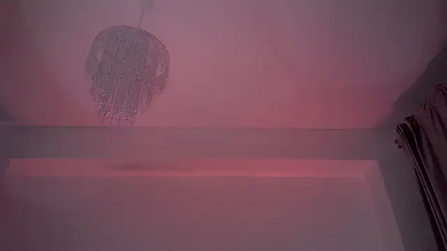 Snapshot of ElenaVoss chatting on February 2026 07:03:01 PM ElenaVoss online show from February 2026 07:03:01 PM