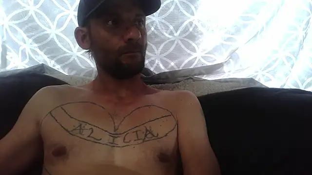 Snapshot of CharmedMoment62 chatting on March 2026 09:32:02 PM CharmedMoment62 online show from March 2026 09:32:02 PM