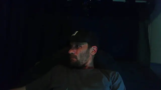 Snapshot of CharmedMoment62 chatting on March 2026 04:34:01 AM CharmedMoment62 online show from March 2026 04:34:01 AM