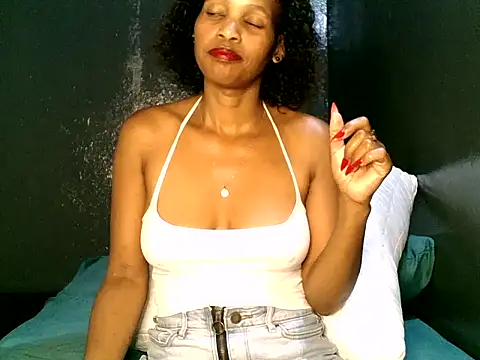 Mabelle Eveline online show from February 2026 05:12:02 PM