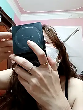 Snapshot of Trang26 chatting on February 2026 12:21:02 AM Trang26 online show from February 2026 12:21:02 AM