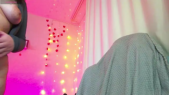 RosieNana online show from March 2026 05:18:01 PM