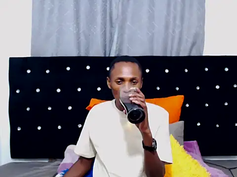 NtandoXx online show from April 2026 03:02:02 AM