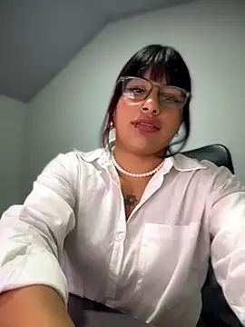 Snapshot of nyx__x chatting on February 2026 09:03:02 PM nyx x online show from February 2026 09:03:02 PM