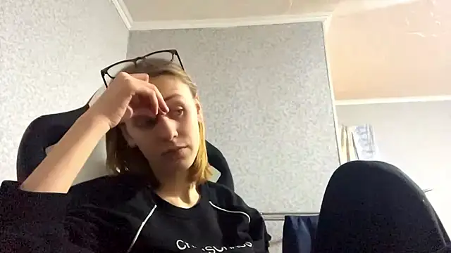 Sweety Burger online show from February 2026 04:14:01 PM