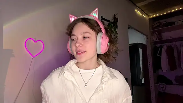 SlunkRear online show from April 2026 10:05:02 PM