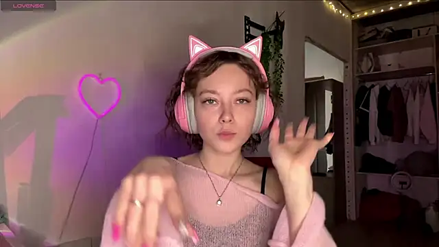 SlunkRear online show from April 2026 10:23:02 PM