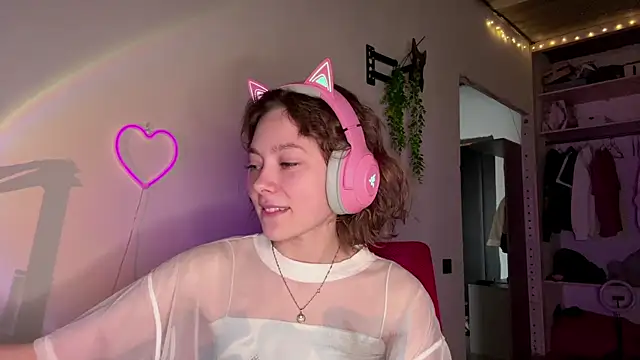 SlunkRear online show from April 2026 10:11:01 PM