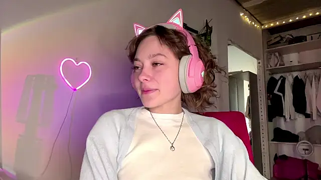 SlunkRear online show from April 2026 10:04:01 PM