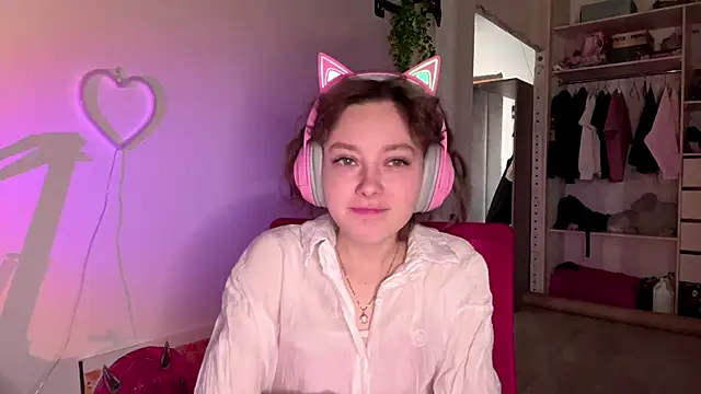 SlunkRear online show from March 2026 11:32:02 PM